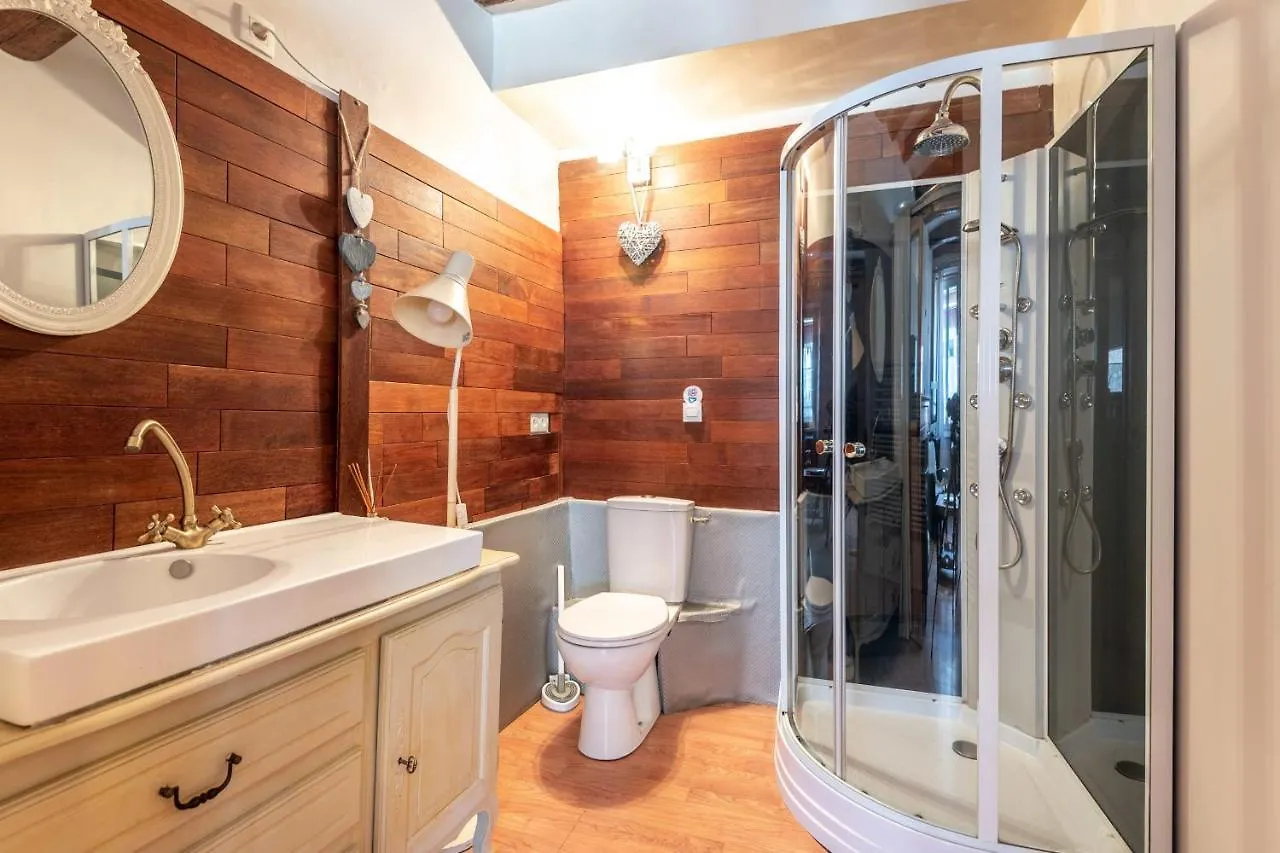 Havre Urbain Furnished Flat Apartment Annecy France